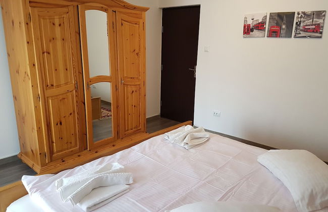 Rent Holding - Foto 24