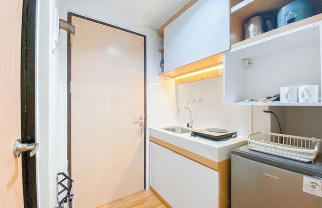 Cozy And Enjoy Living Studio At The Alton Apartment - Foto 13