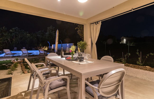 Luxurious Villa in Butkovici with Pool & Hot Tub - Foto 36