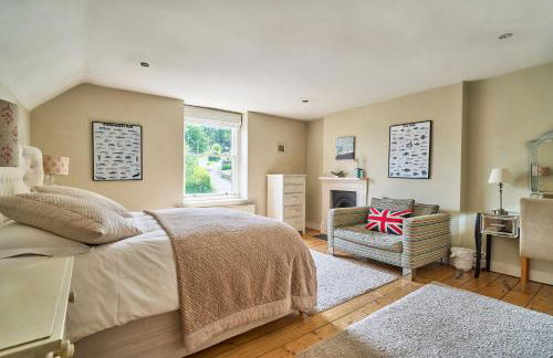 Luxury Big House Berkeley House near Bath - Photo 78