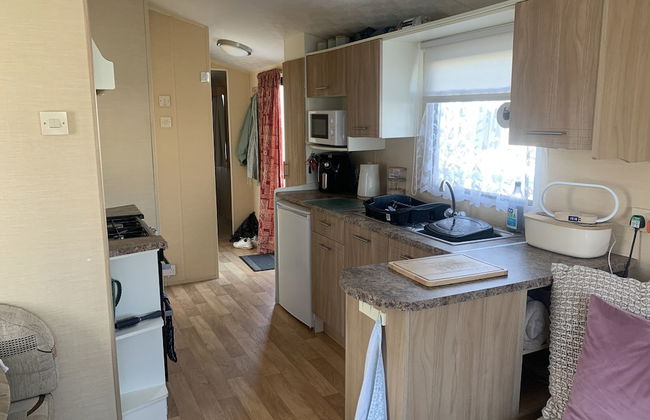 Lovely 2 Bed Chalet in Clacton-on-sea - Foto 6