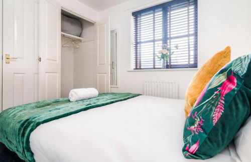 Free parking, Private Garden and Netflix, Charming Elegant 2 bedroom House Nottingham - Photo 64