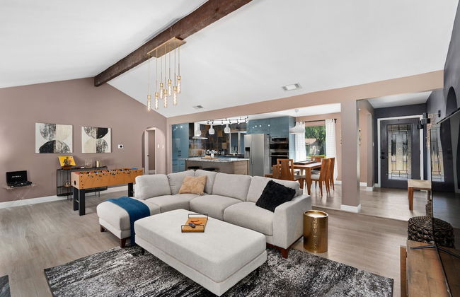 Sinatra Fun 5BD Home Huge Pool Game Room - Foto 15