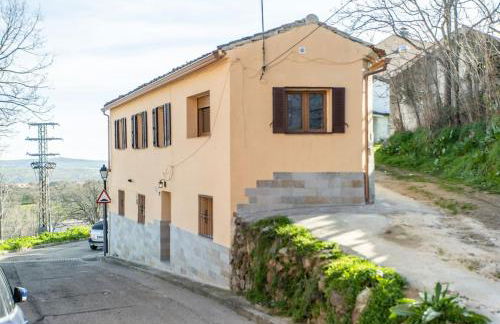 Desconexión en la sierra casa con terraza y bbq - Foto 26