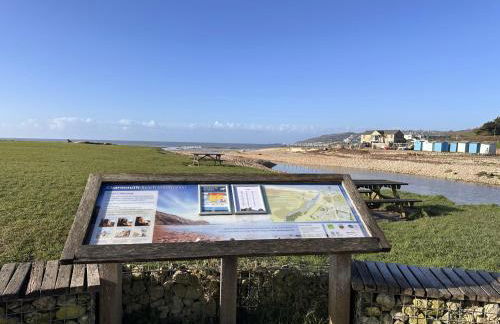 Tri-Star House - Photo 23