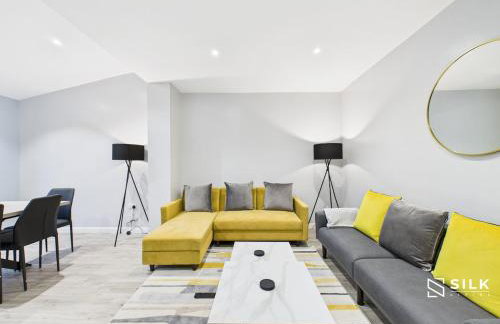 Refurbished 4-Bed, Open-Plan Living, Sleeps 10 - Foto 42