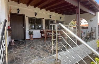 House with lake and water lilies - Foto 2