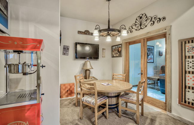 Mountain Getaway Cabinhot Tub & Pool Table4bd - Foto 32