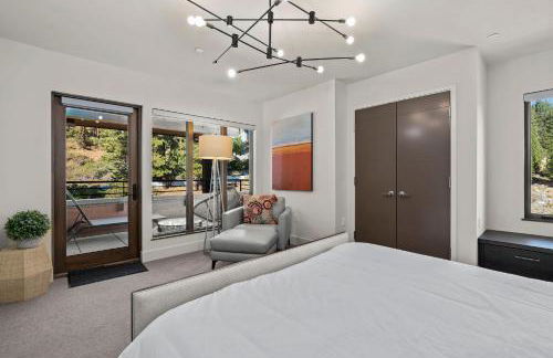 Appreciate this exclusive private penthouse located on Lake Tahoe - Foto 26