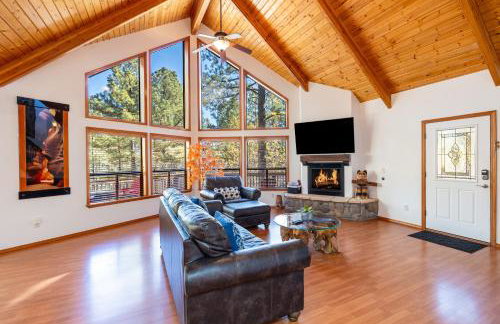 Chalet in the Pines Spa Game Room Wraparound Deck - Foto 4