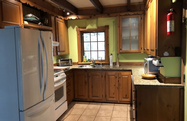 Chimo Cottage - Photo 10