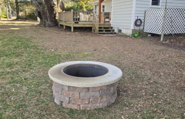 Historic Old Oak Cottage-Great water views! - Foto 29