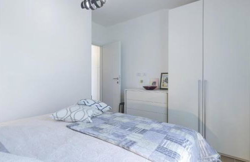 Stunning Home In Lupoglav With Wifi - Foto 11