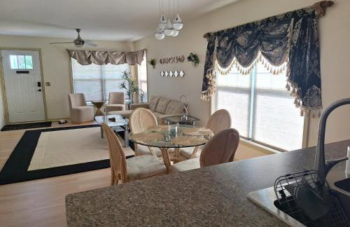 A Symphony of Class and Comfort - Foto 14