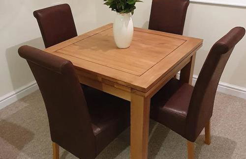 ChurstonBnB, private flat within family home, Bolton - Foto 10