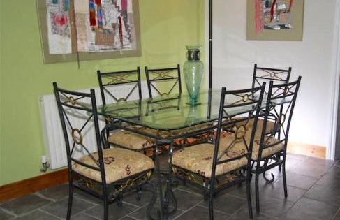 One Bedroom Character Cottage - Photo 6