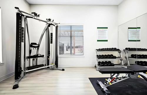 IRIE Living Retreat Kg 2bd Gym Pool Brand New - Foto 26