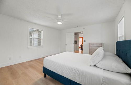 Spacious McKinney Bungalow - 4 Bedrooms - Foto 19