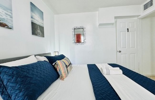 NEW Top Location King bed Free Parking - Foto 9