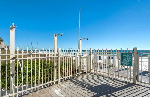 Beautiful Spacious Penthouse 2 Story Beach Front Condo Sleeps 12! - Foto 73