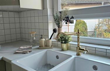 Cozy house and free parking - Foto 9