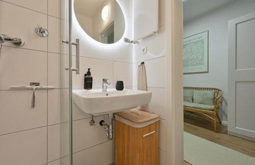 Goodliving Apartments Studio mit Balkon & Netflix - Foto 9