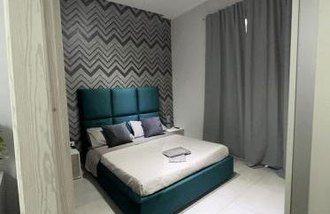 SKY HOUSE LUXURY - Photo 2