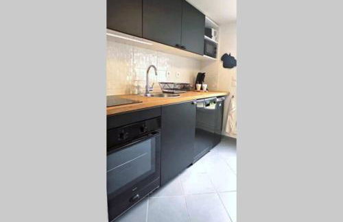 Les Grumes, Centre Ville, Jardin,Self check-in, FreeWifi, Netflix - Foto 13