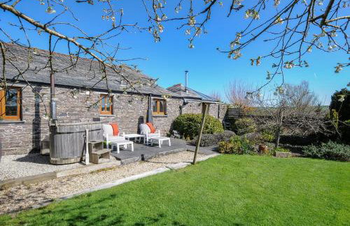 Swallow Barn - Foto 1