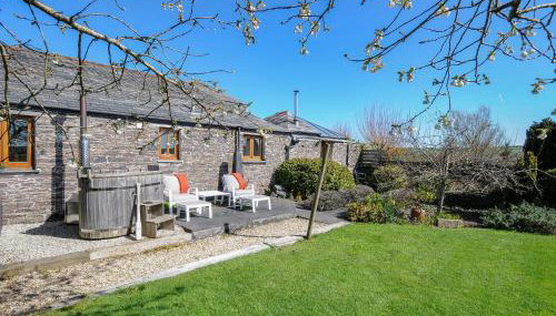 Swallow Barn - Foto 1