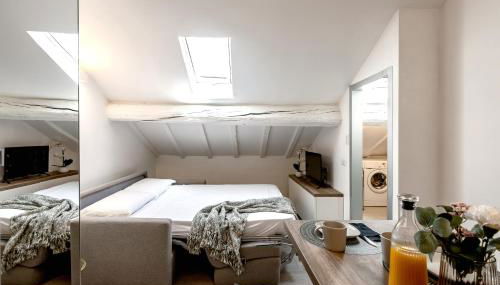 StayEasy Corso Como 9 - Attic studio apartment - Foto 3