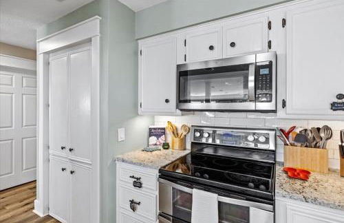 Bay Vista- NEW LISTING in Terramar Beach, 4 BR 3 BA, Boat slip home - Foto 19