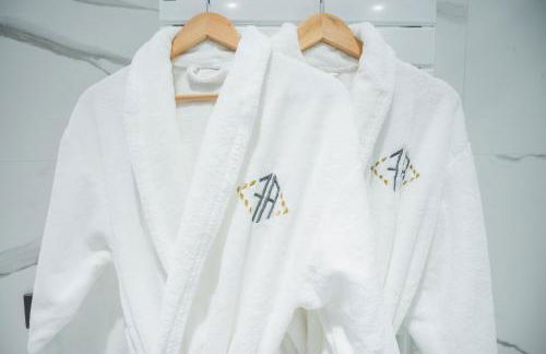 Les Suites 7 Anges - Vue Cathédrale, Parking & Centre Historique Reims - Foto 41