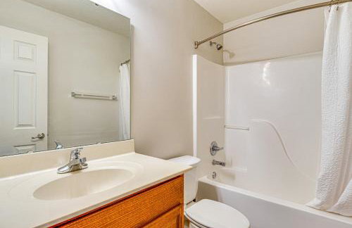 Close to Main Street Townhome in Zionsville - Foto 19