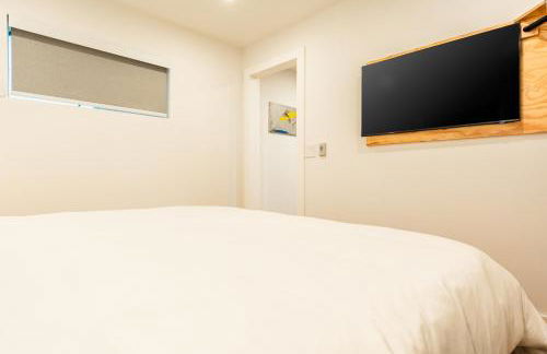 Simple La Jolla 2 bedroom - Alley Unit - Photo 11