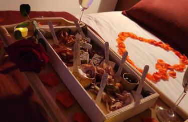 Nuit d'évasion love room avec baignoire balnéothérapie - Foto 11