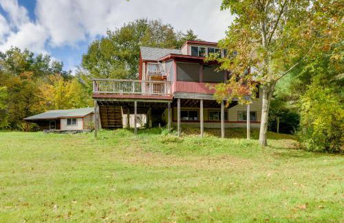 Charming Putney Home Porch, Grill and Hiking Trails - Foto 30