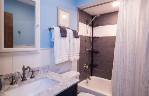 Spacious Catskills Home with Covered Hot Tub - Foto 28