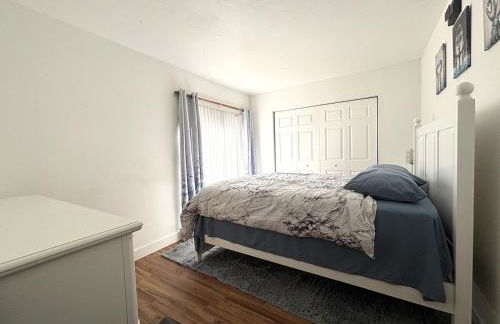 Bright 2BR Poolside Retreat Downtown Fort Myers - Foto 33