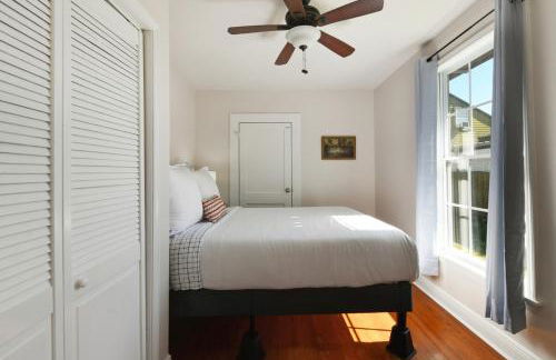 Montgomery Apartments on Magazine Street - Foto 133