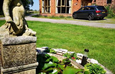 The Round House at Boningale Manor - Foto 1