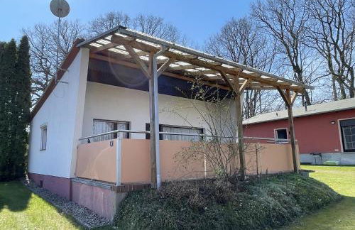 Gemütlicher Bungalow an der Mecklenburgischen Seenplatte - Foto 2