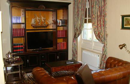 CASA RURAL PIEDRAHÍTA ( ART DÉCO ) - Photo 8