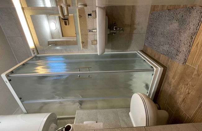 Rustic and Radiant Retreat Apartments With Terrace - Foto 27