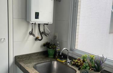 Apt Pé na Areia Floripa - Praia dos Açores - Churrasqueira na Varanda e Piscina - Foto 33