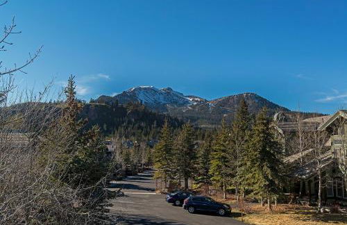 SnowCreek #936 Shared Pool & Hot Tub - Photo 4