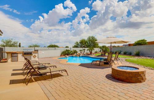 Putting Green, Pool Table! West Valley Family Home - Foto 29