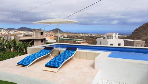 Charming Holiday Home in Arona with Private Heated Pool - Foto 2