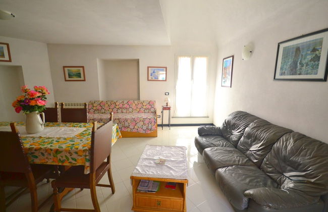 Inviting Holiday Home With Terrace, Garden Furniture, BBQ - Foto 41