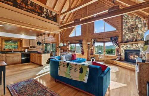 Mountain Escape on 6 acres w Hot Tub & Privacy - Foto 7